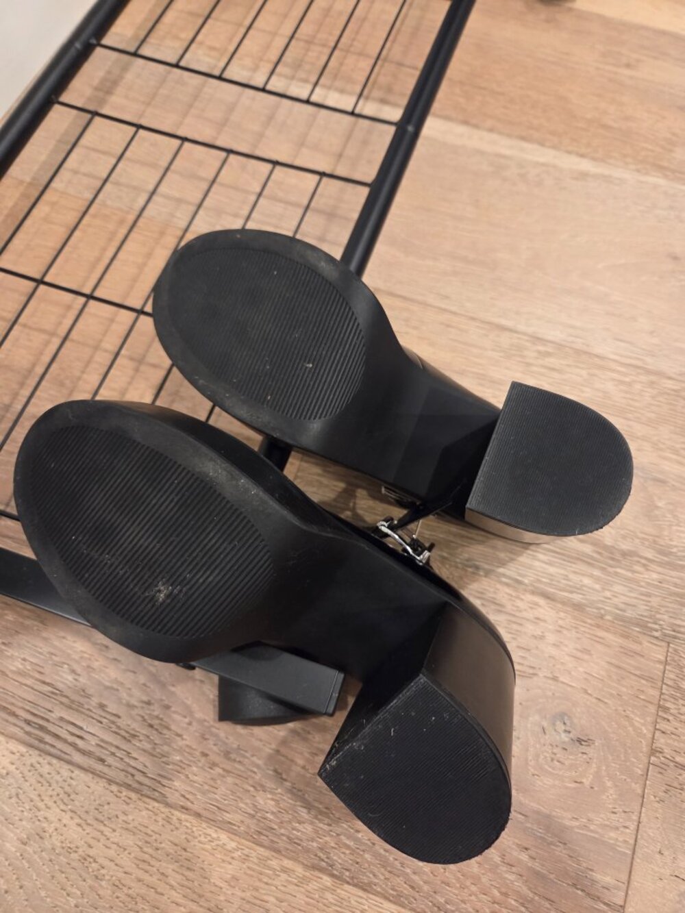 Steve Madden Black Platform Mary Jane Shoes - Picture 4 of 5